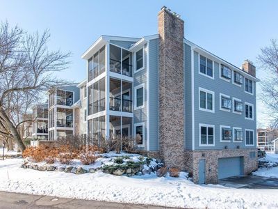 3030 Saint Albans Mill Rd APT 310