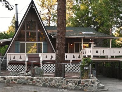 Property at 1628 Thrush Rd, Wrightwood, CA