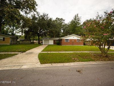 1068 KNOLL Cove