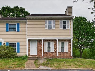 Property at 901 Seabreeze Ct, Chesapeake, VA