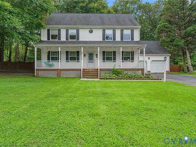8307 Briarthorn Ct