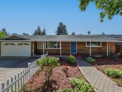 10128 E Estates Dr