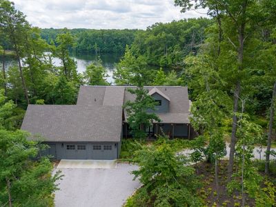201 Water View Ln