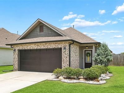 2600 Bayou Chene Dr