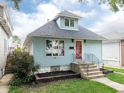 2230 N 75th Ave