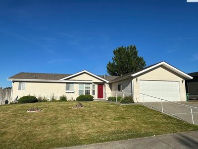 304 N Hauser Ave