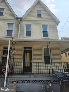 236 Pine St