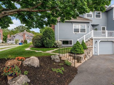 13 Carnation Cir #B