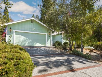 17787 Lake Forest Dr