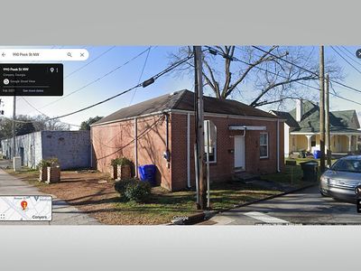 990 Peek St NW