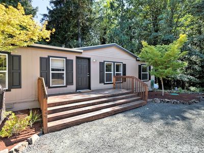 101 E Herron Place