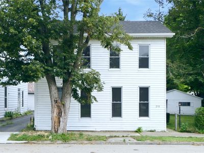 258 E Center St