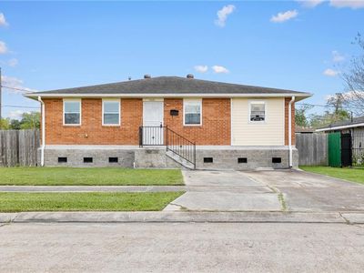 1601 Maplewood Dr
