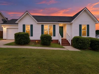 2 Kingstree Ct