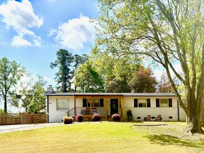 1009 Helms Pl