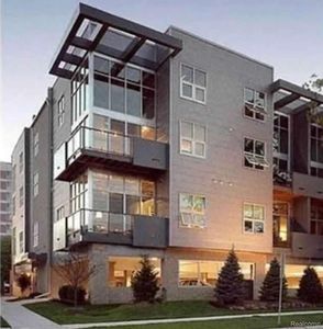 Property at 614 S Troy St Unit 102, Royal Oak, MI