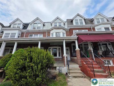 1119 W Green St