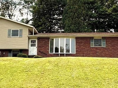 5044 Amsterdam Rd SE