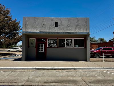 106 S Main St