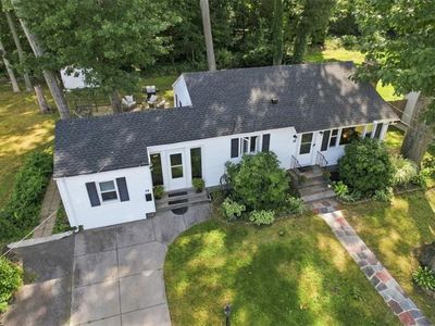 14 Woodhill Dr