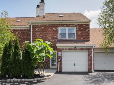 16 Yarmouth Ct