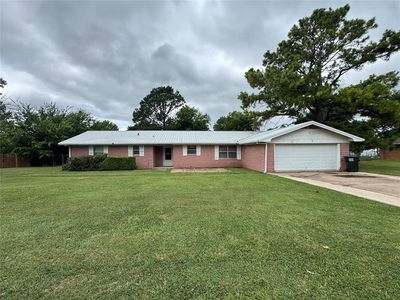 106 Hazelwood St