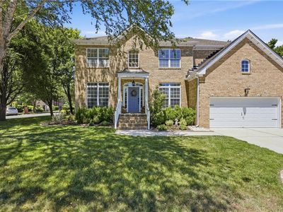 700 Blossom Cir
