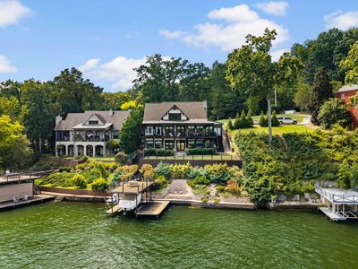 638 Pinegrove Dr