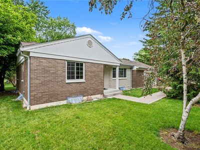 1 Castle Dr