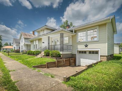 Property at 5 Maplewood Ave, Mount Vernon, OH