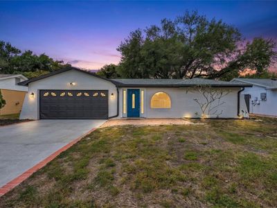 2115 Glen Dr