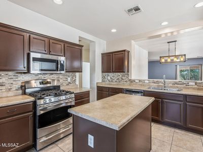 539 W Calle Sombra Linda