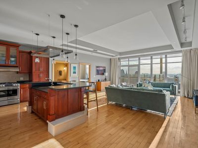 1313 North Franklin PLACE #1202