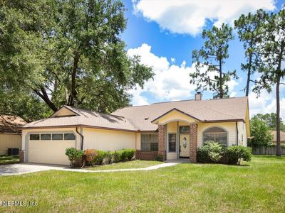 8882 IVYMILL Place N