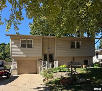 2921 Arlington Dr