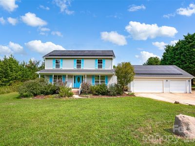 Property at 10724 Kingsview Dr, Davidson, NC
