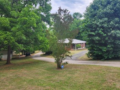 101 Bluebird Lane