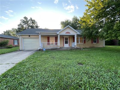 5 Sanders Dr
