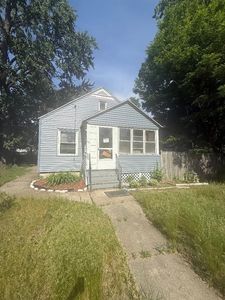 1481 Carew St