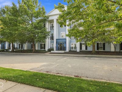 2121 Grenville St APT 3A