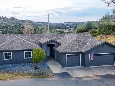 1261 Jurgens Rd