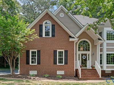 10081 Amelia Manor Ct