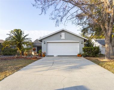 47 Wood Acre Ln