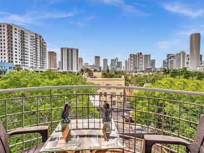 546 SW 1st St APT 505