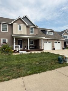 3408 Old Creek Way NE