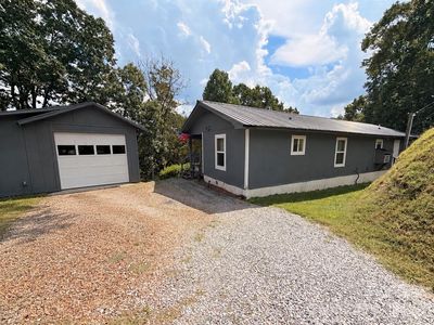 139 N Ridge Dr
