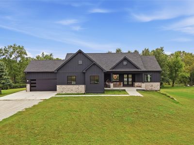 19104 Liisi Ln