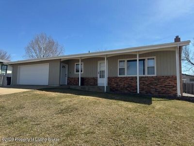 858 Elm Ave