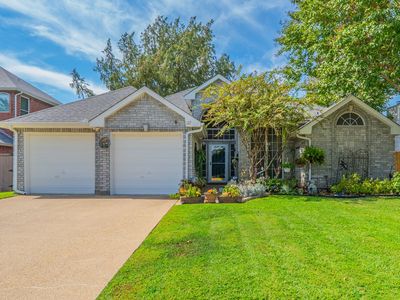 127 Woodcreek Dr