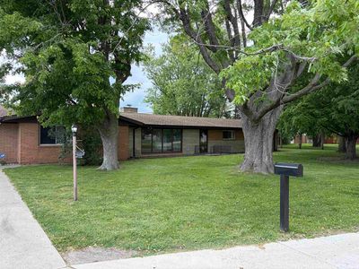 236 Eastland Dr